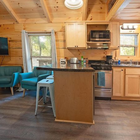 Ernie Cabin Wauhatchie Woodlands Tiny Cabin Чаттануга Экстерьер фото