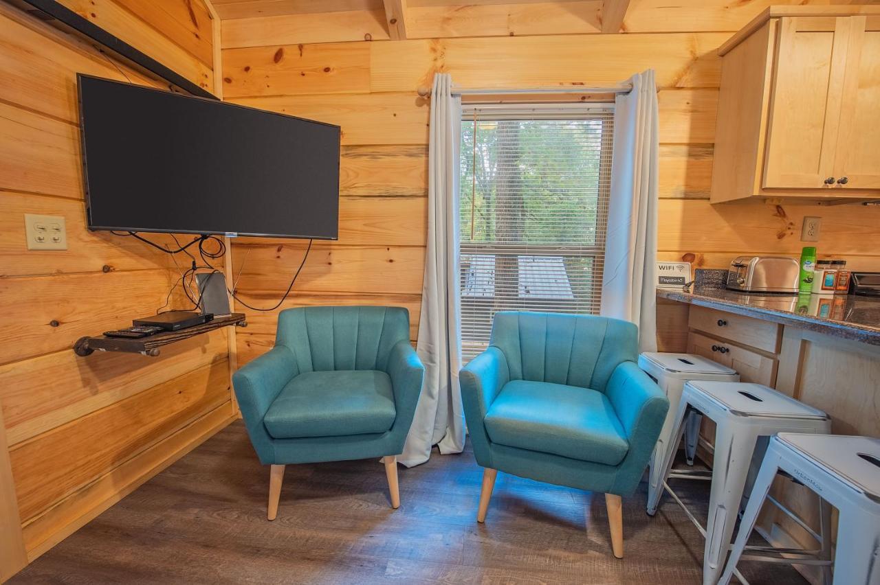 Ernie Cabin Wauhatchie Woodlands Tiny Cabin Чаттануга Экстерьер фото