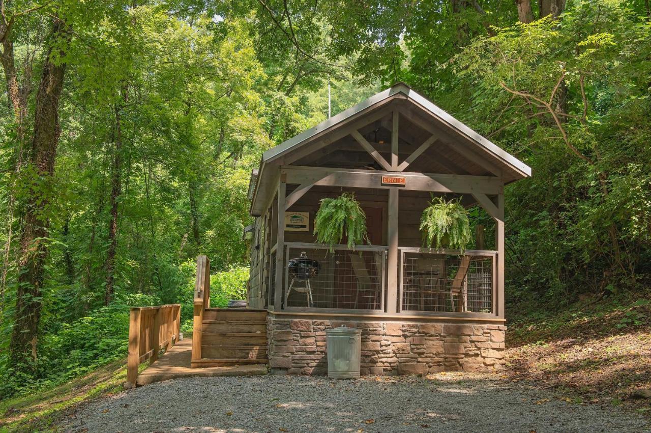 Ernie Cabin Wauhatchie Woodlands Tiny Cabin Чаттануга Экстерьер фото