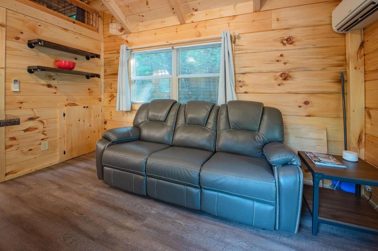 Ernie Cabin Wauhatchie Woodlands Tiny Cabin Чаттануга Экстерьер фото
